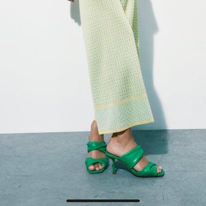 ZARA • Kelly Green Ruched Strap Sandals